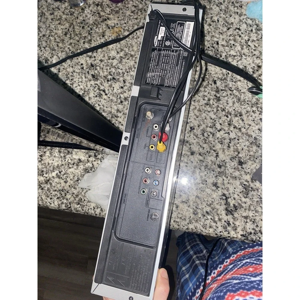Samsung DVD-V4600C DVD/VCR 4 Head Hi-Fi‎ Combo Player, No Remote/AV PARTS&REPAIR